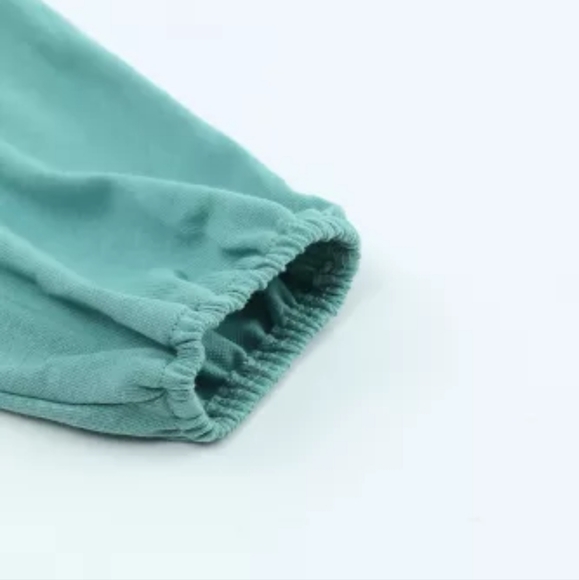 1 med left 💜New Split neck dolman top - Picture 9 of 16